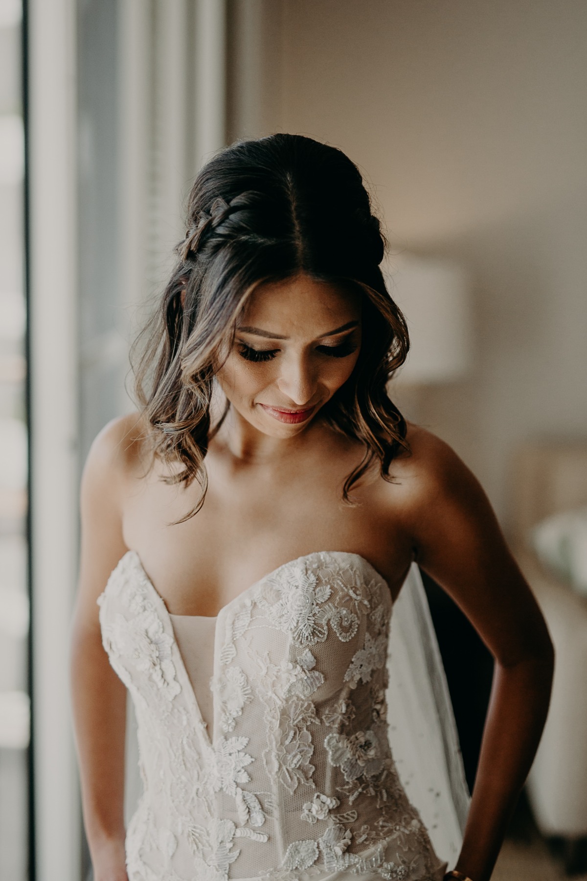 1-bride-groom-prep-95