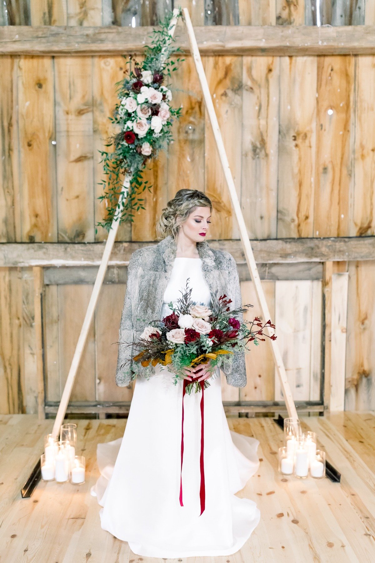 Boho winter wedding in blush and red