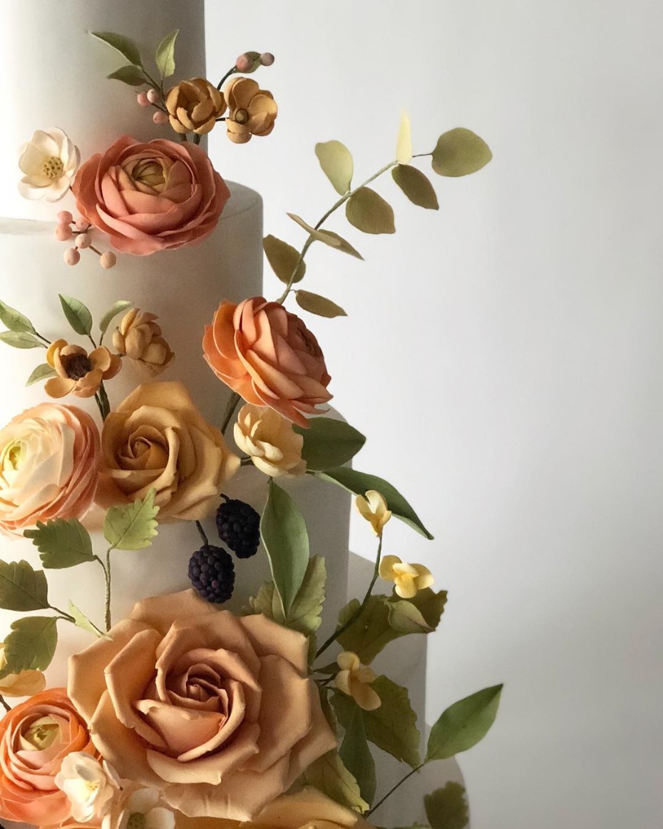 Pantone Living Coral Color of the Year Cake Inspiration
