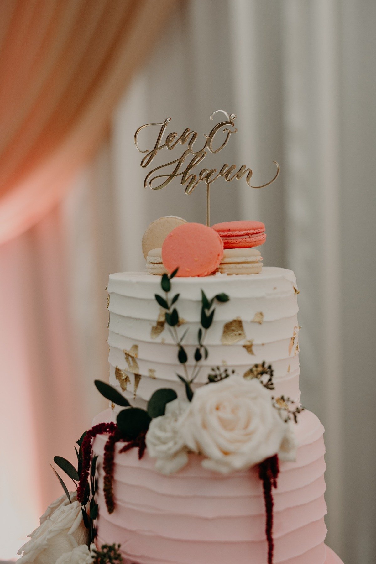 macaron topped wedding cake
