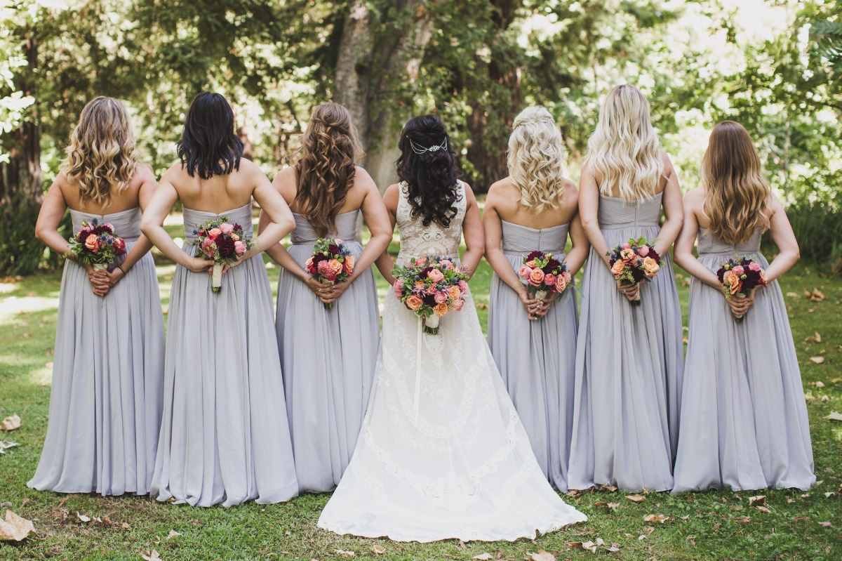 bridesmaids in soft lavender dresses