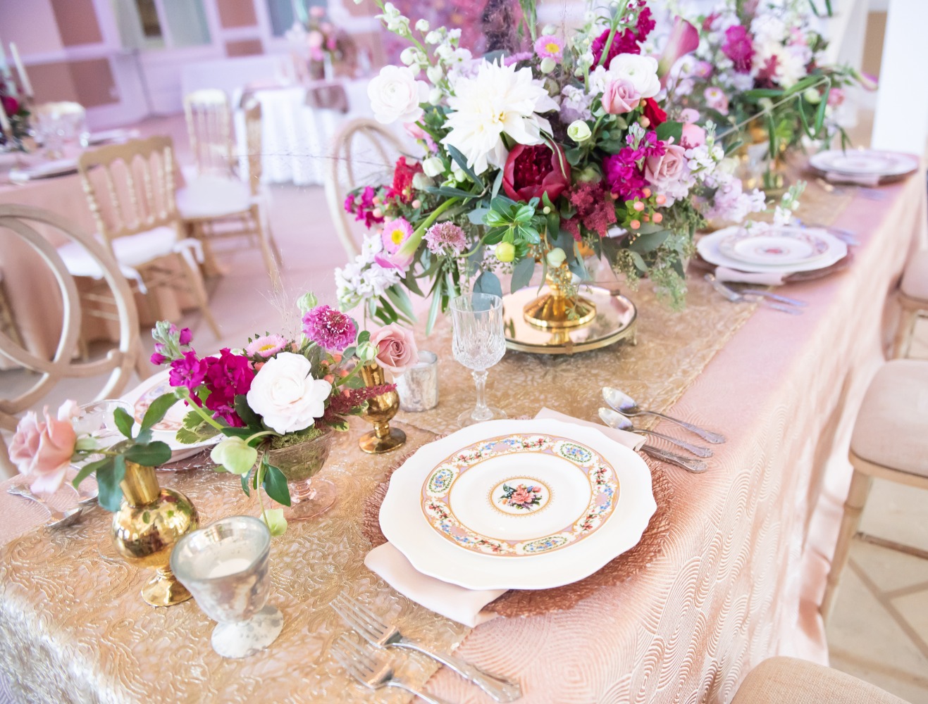 big-fake-wedding-savannah