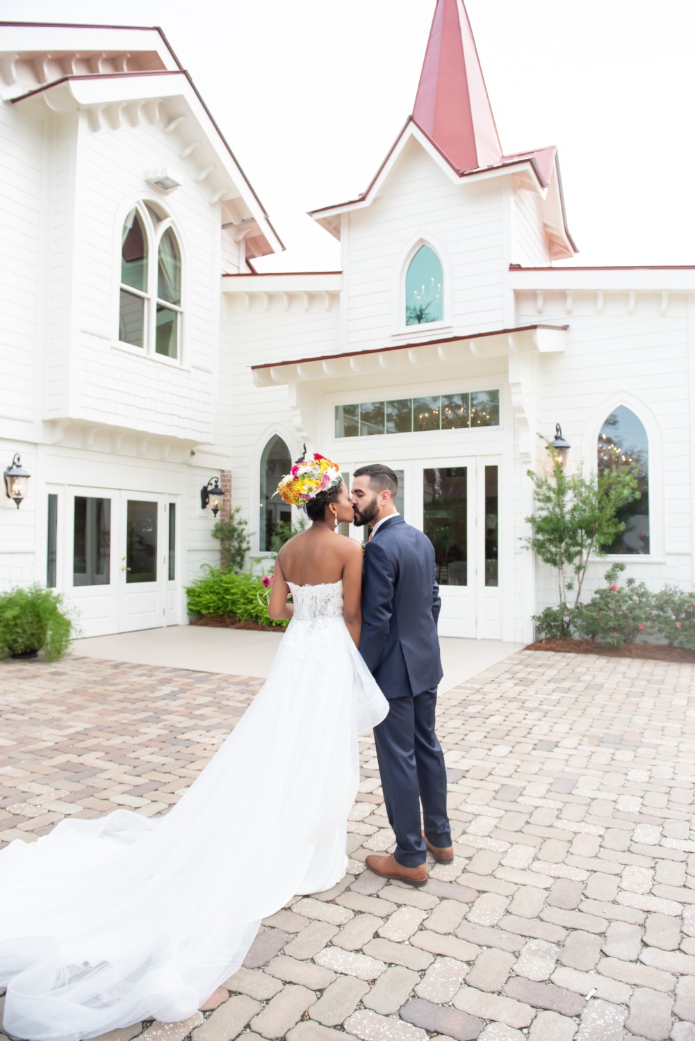 big-fake-wedding-savannah