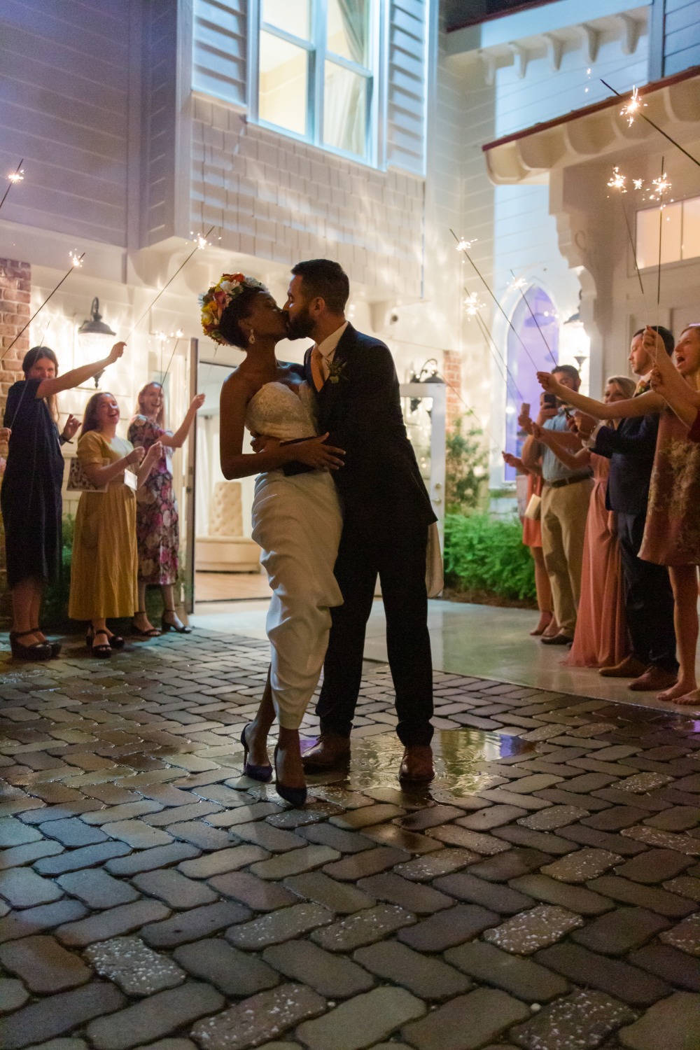 big-fake-wedding-savannah