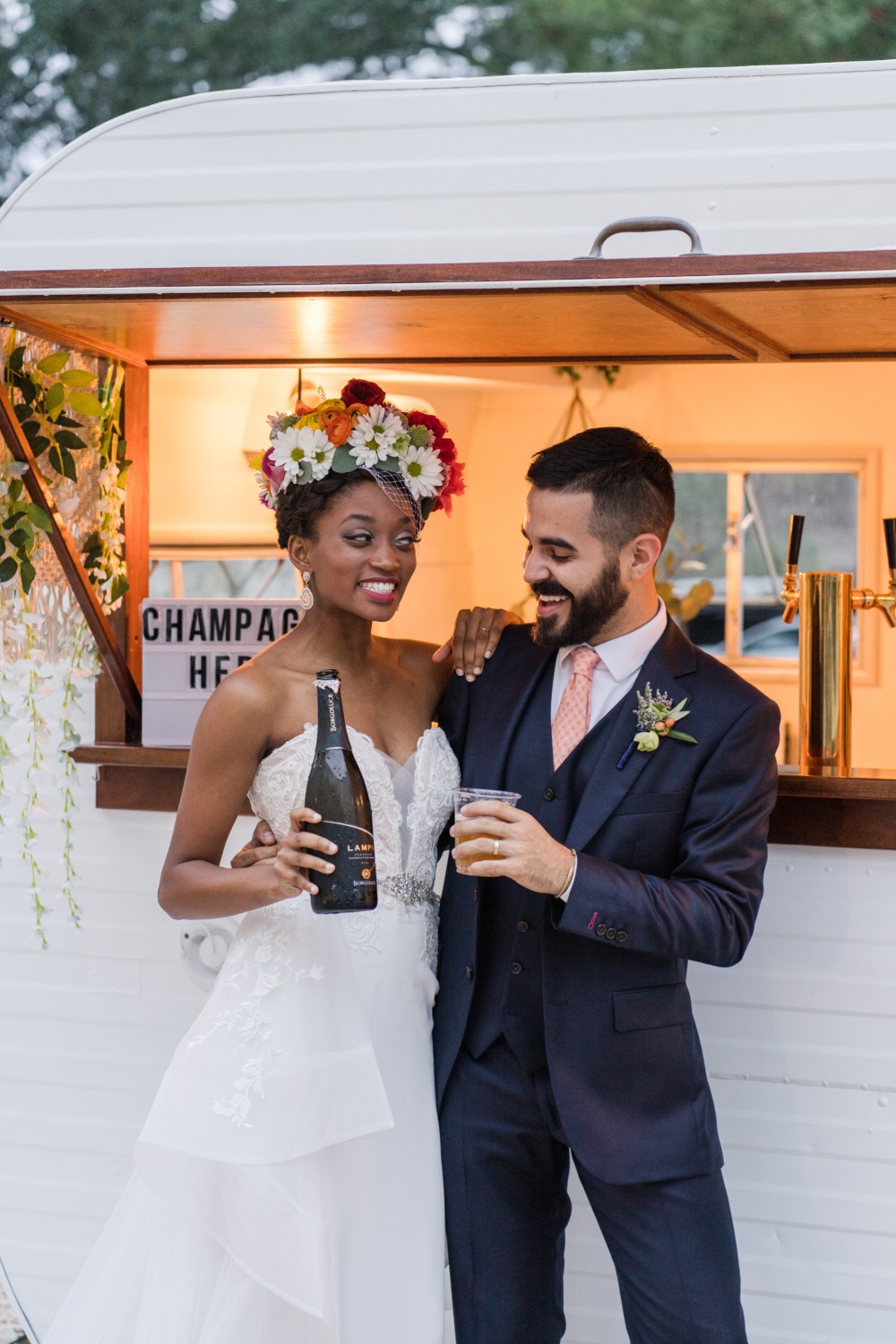 big-fake-wedding-savannah
