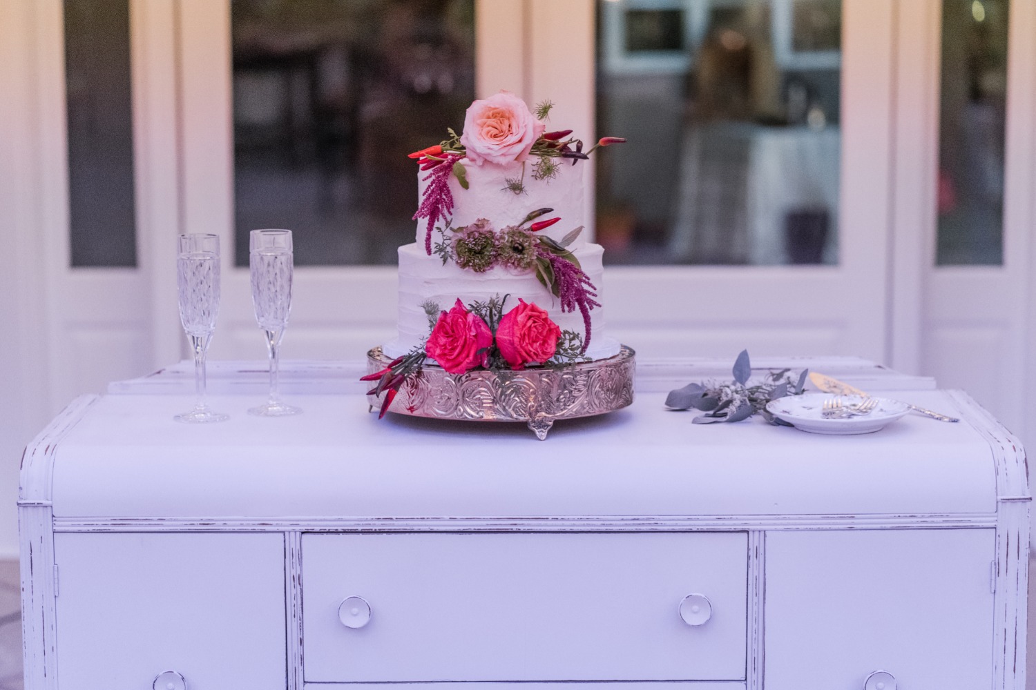big-fake-wedding-savannah