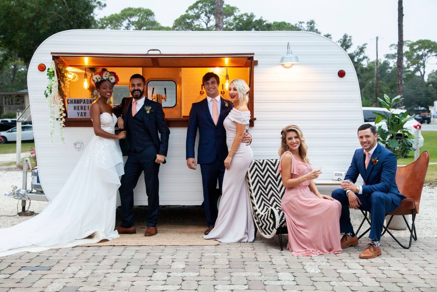 big-fake-wedding-savannah