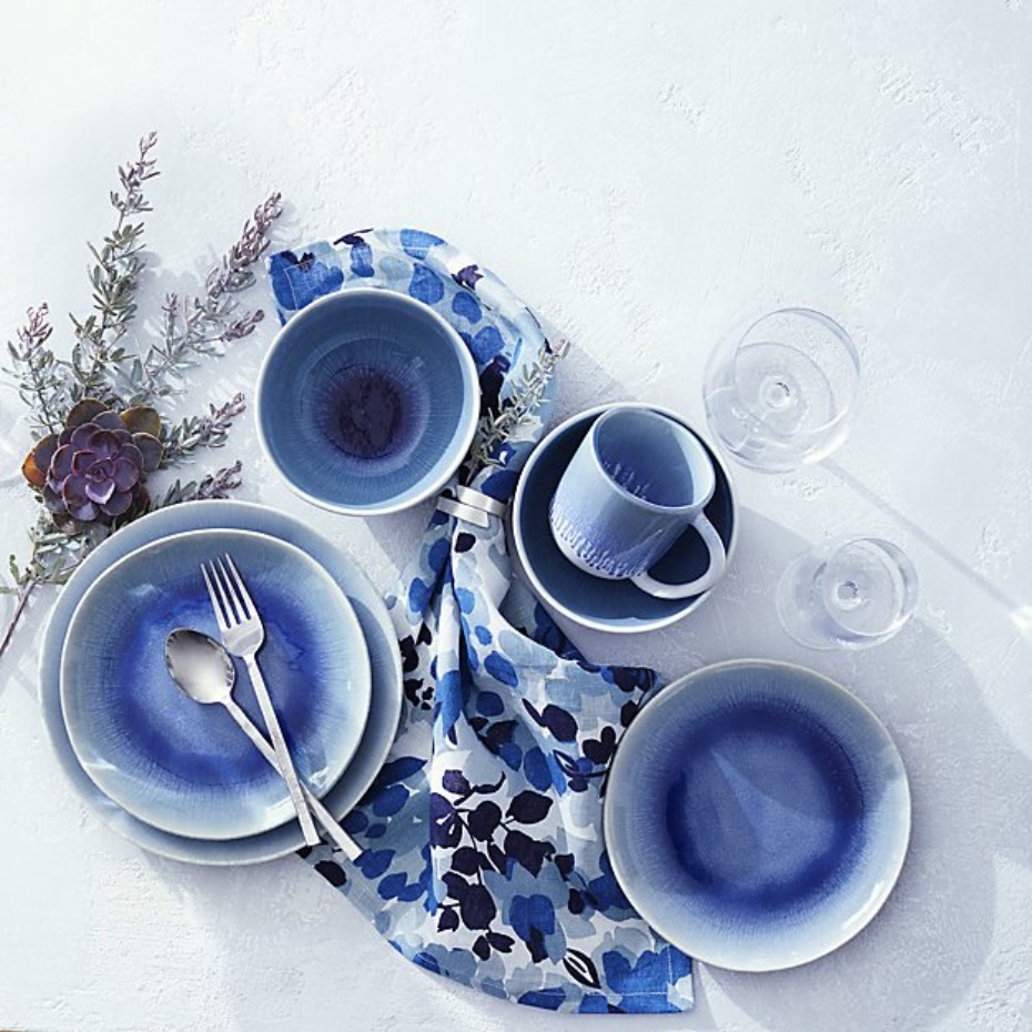 Crate and Barrel Caspian 4-Piece Blue Reactive Glaze Dinnerware Set