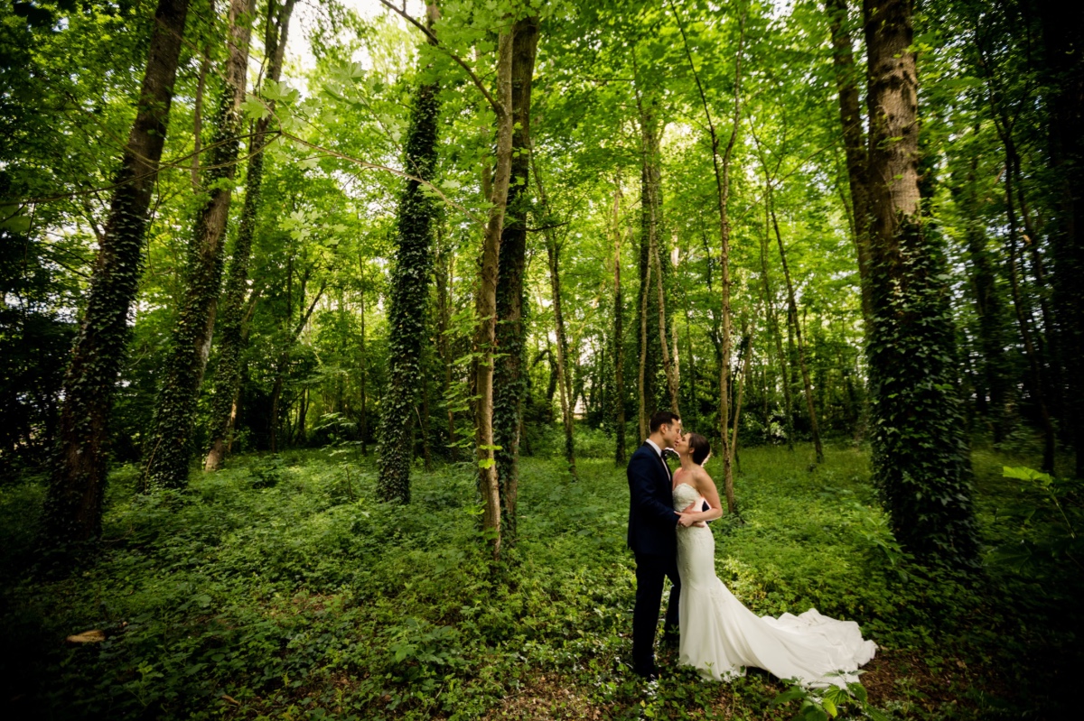 wedding photos in the woods