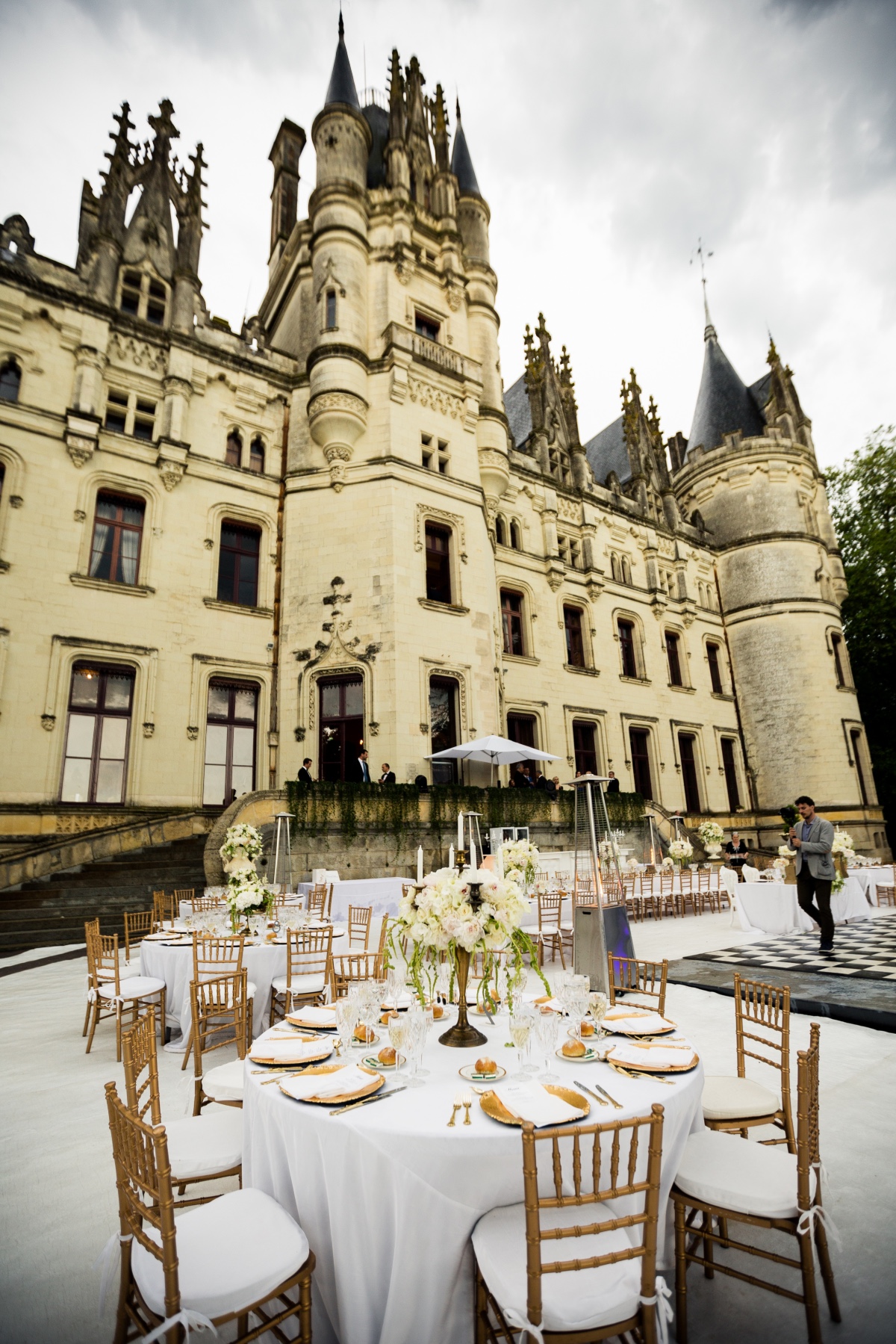 outdoor wedding reception at a castle