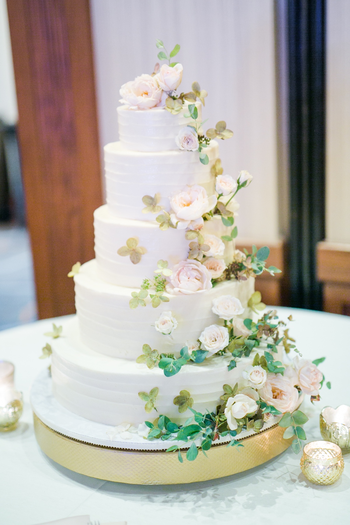 hilton-la-jolla-torrey-pines-wedding-man