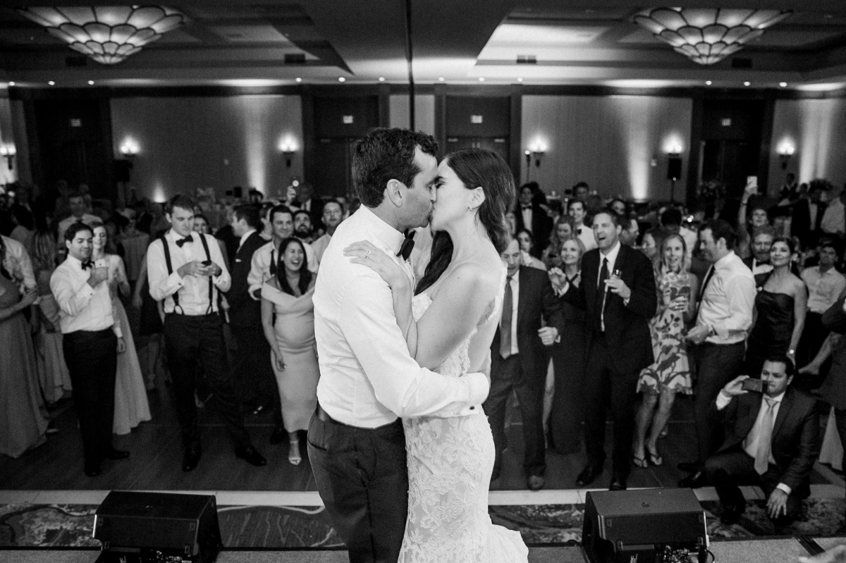 hilton-la-jolla-torrey-pines-wedding-man
