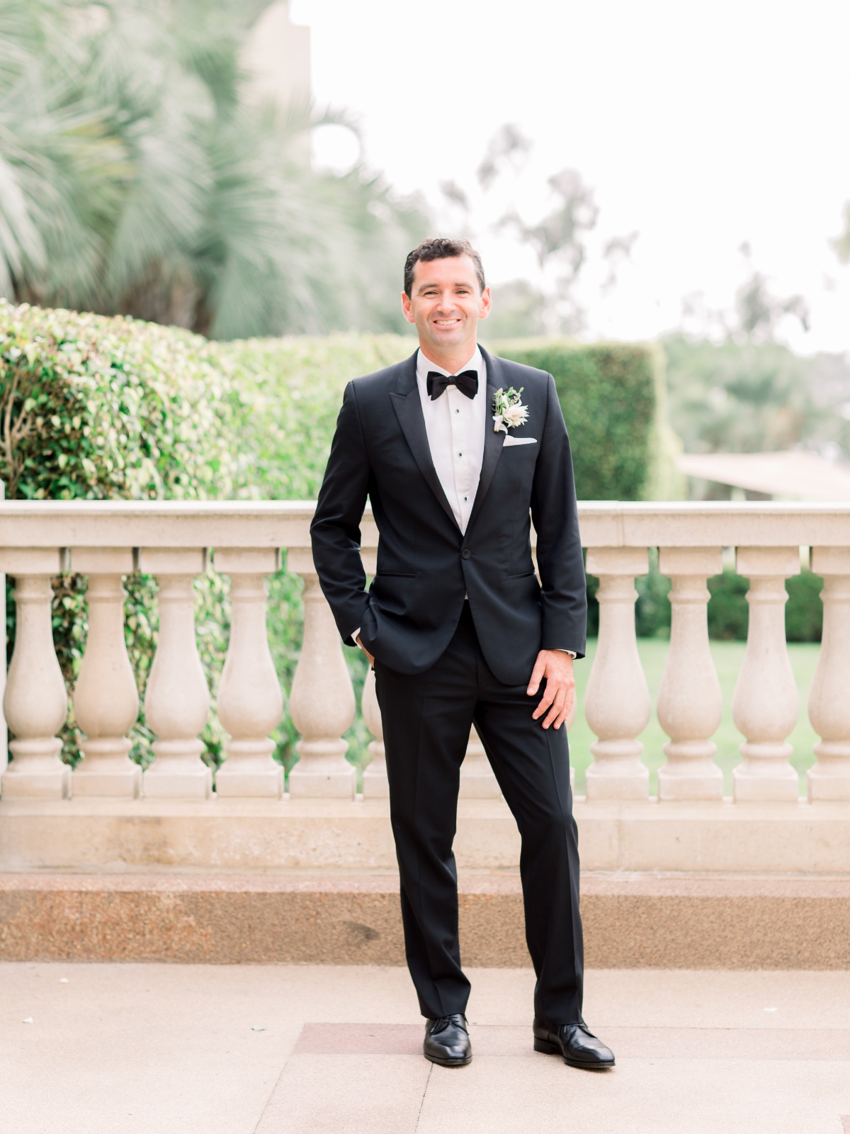 hilton-la-jolla-torrey-pines-wedding-man