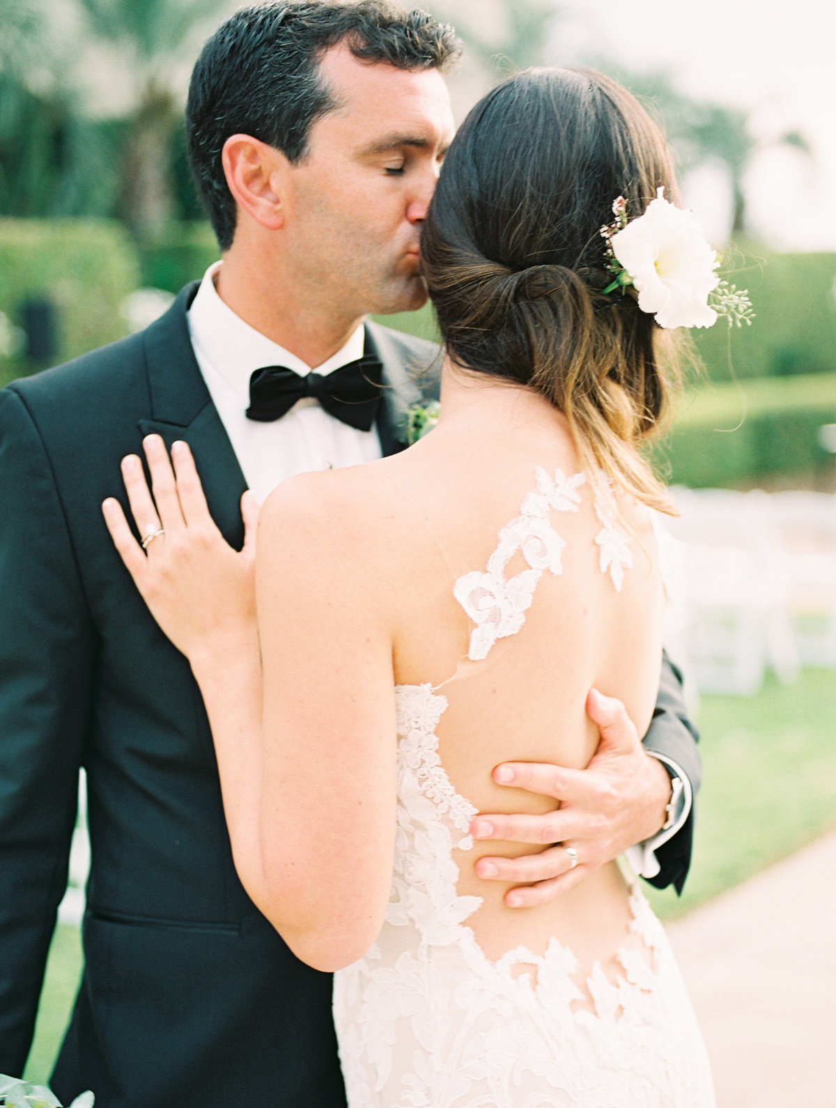 hilton-la-jolla-torrey-pines-wedding-man