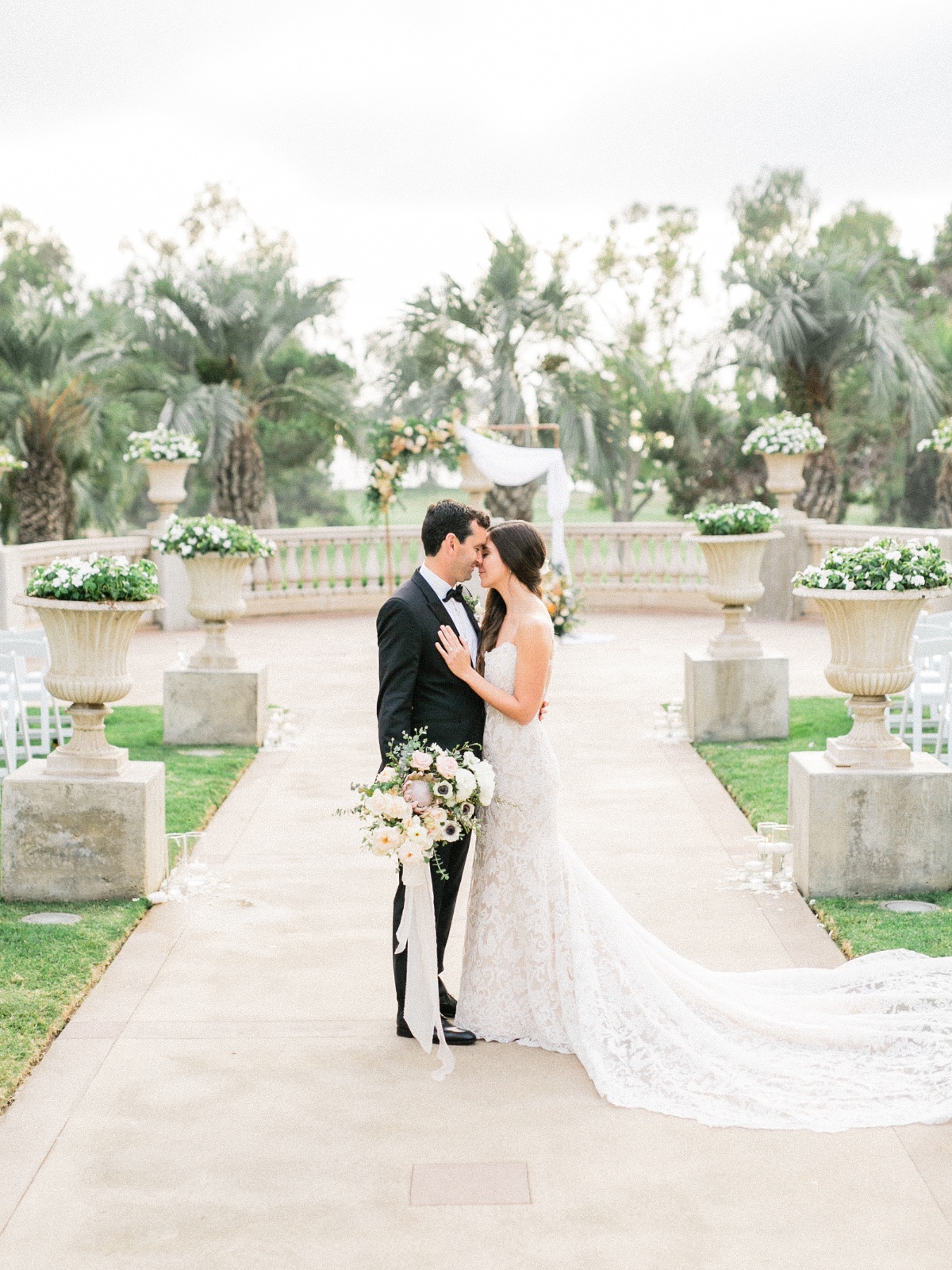 hilton-la-jolla-torrey-pines-wedding-man