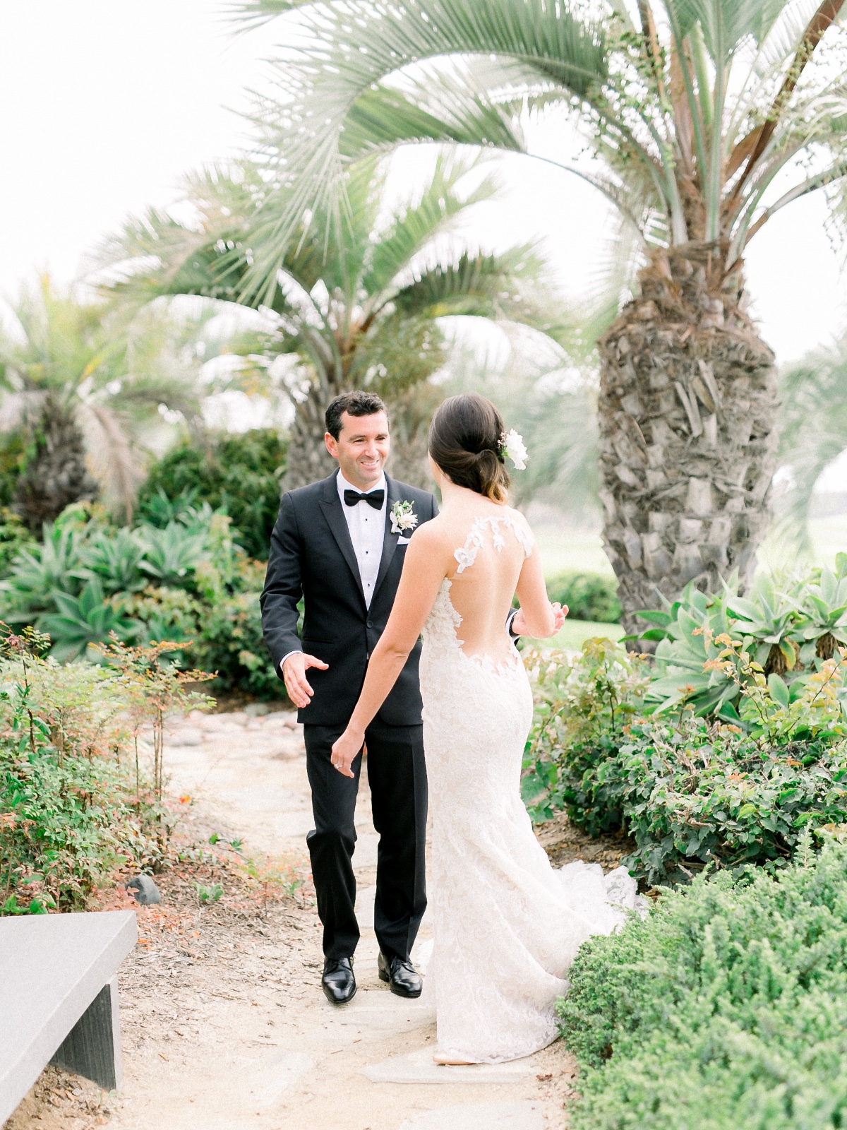 hilton-la-jolla-torrey-pines-wedding-man