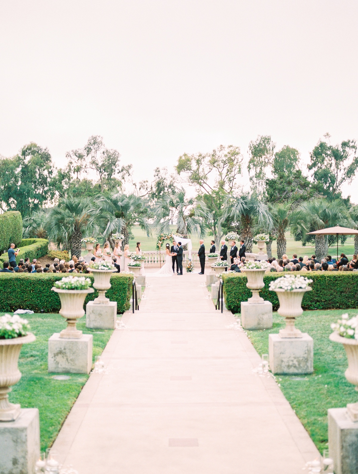 hilton-la-jolla-torrey-pines-wedding-man