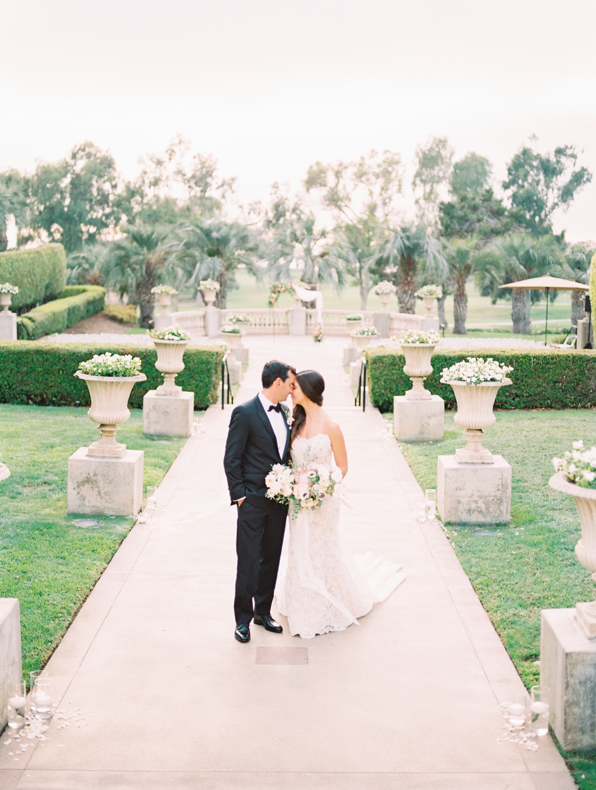 hilton-la-jolla-torrey-pines-wedding-man