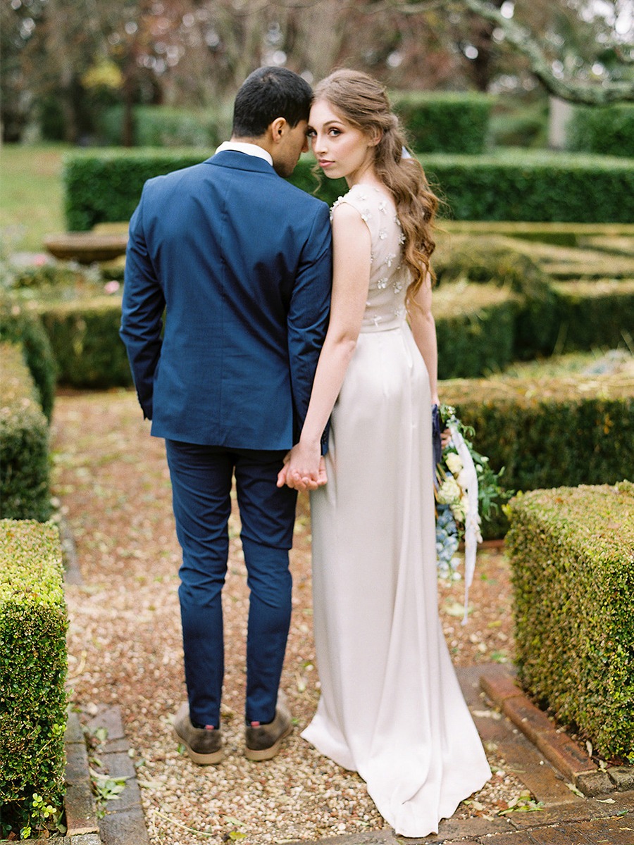 How To Still Have A Chic Wedding In The Off Season