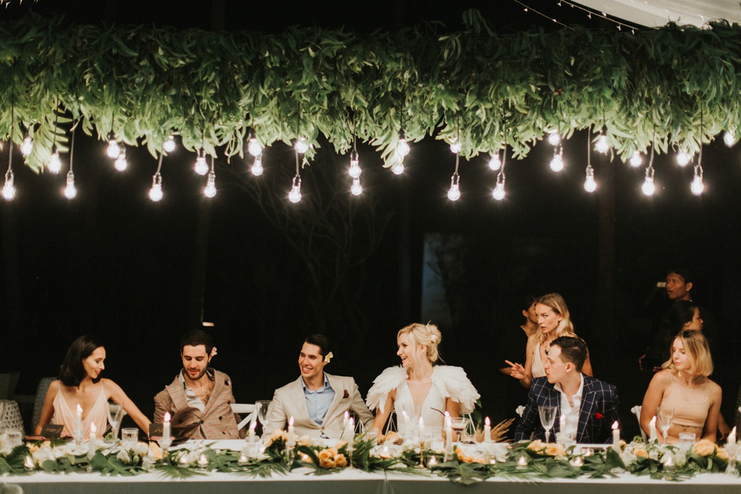 wedding party table