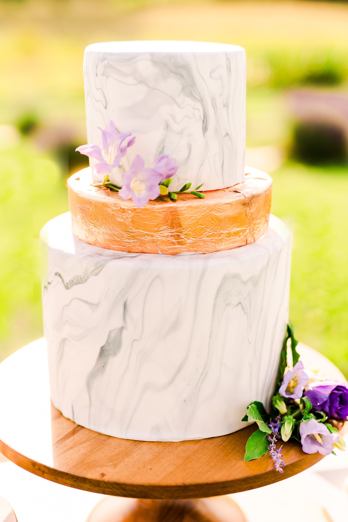 Marble and gold wedding cake