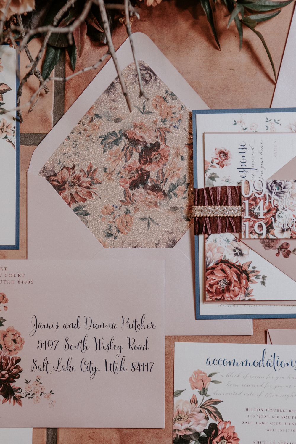 moody-elopement-at-the-villa-in-cedar-hi