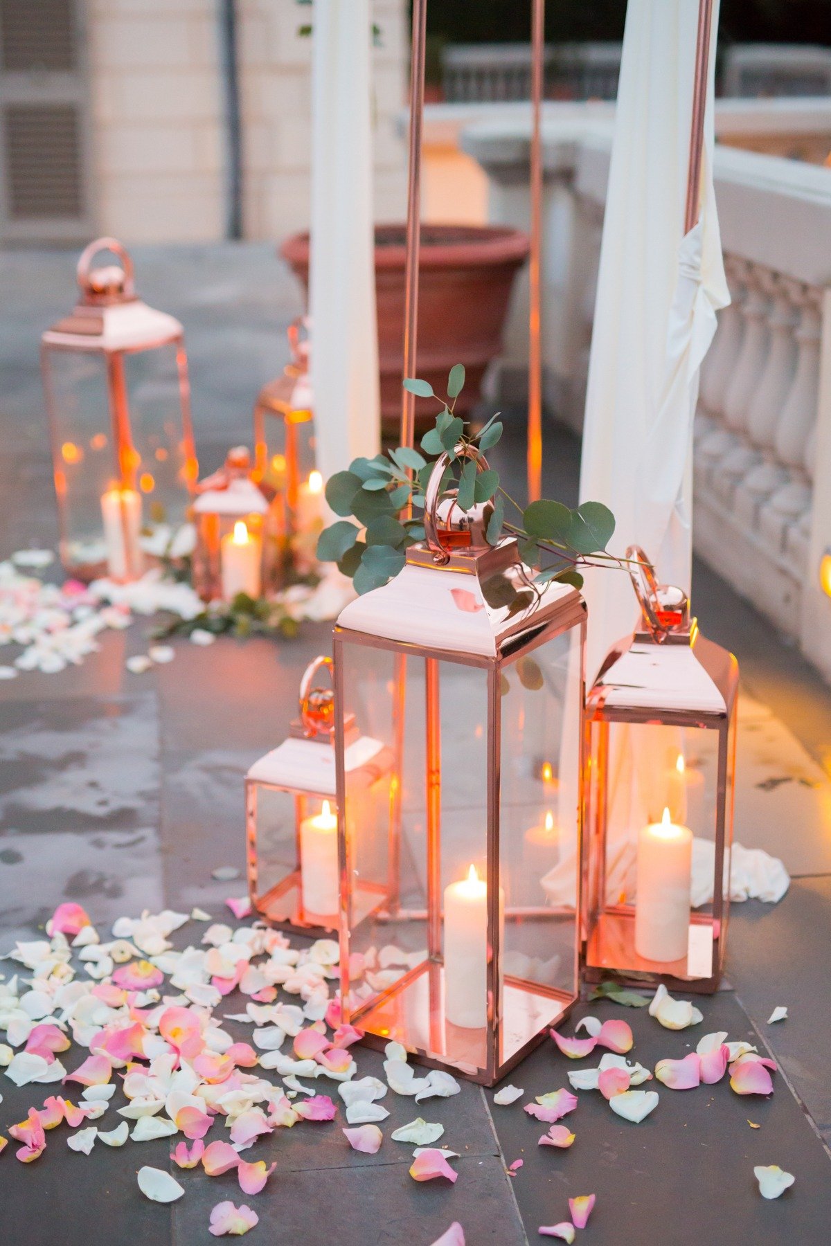 candle lit lantern wedding backdrop