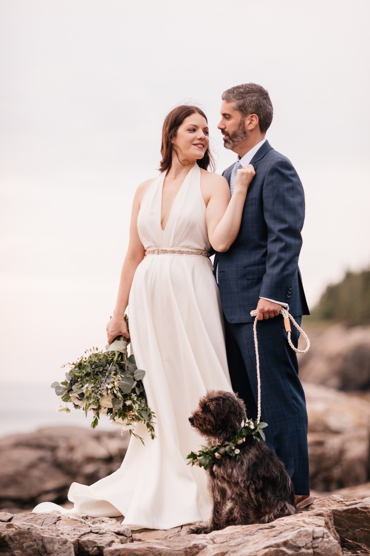 Seaside wedding photos in Maine