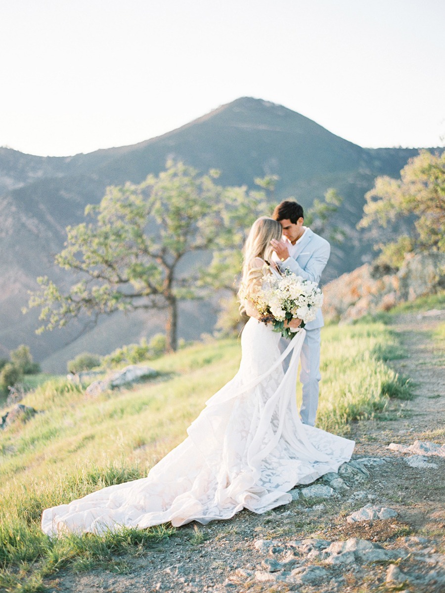 This Wedding Inspiration Went All Natural