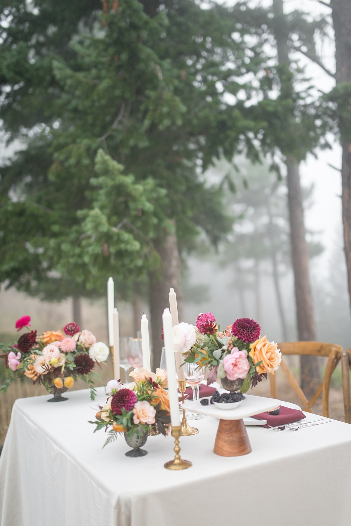 Sweetheart table in the mountains