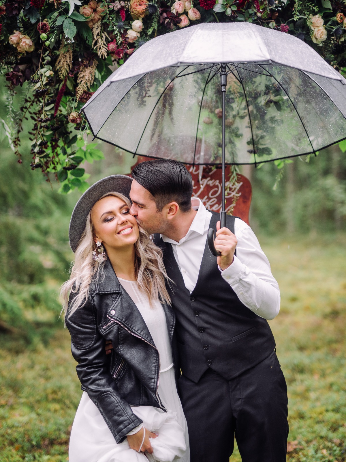 cute and candid rainy day wedding photos