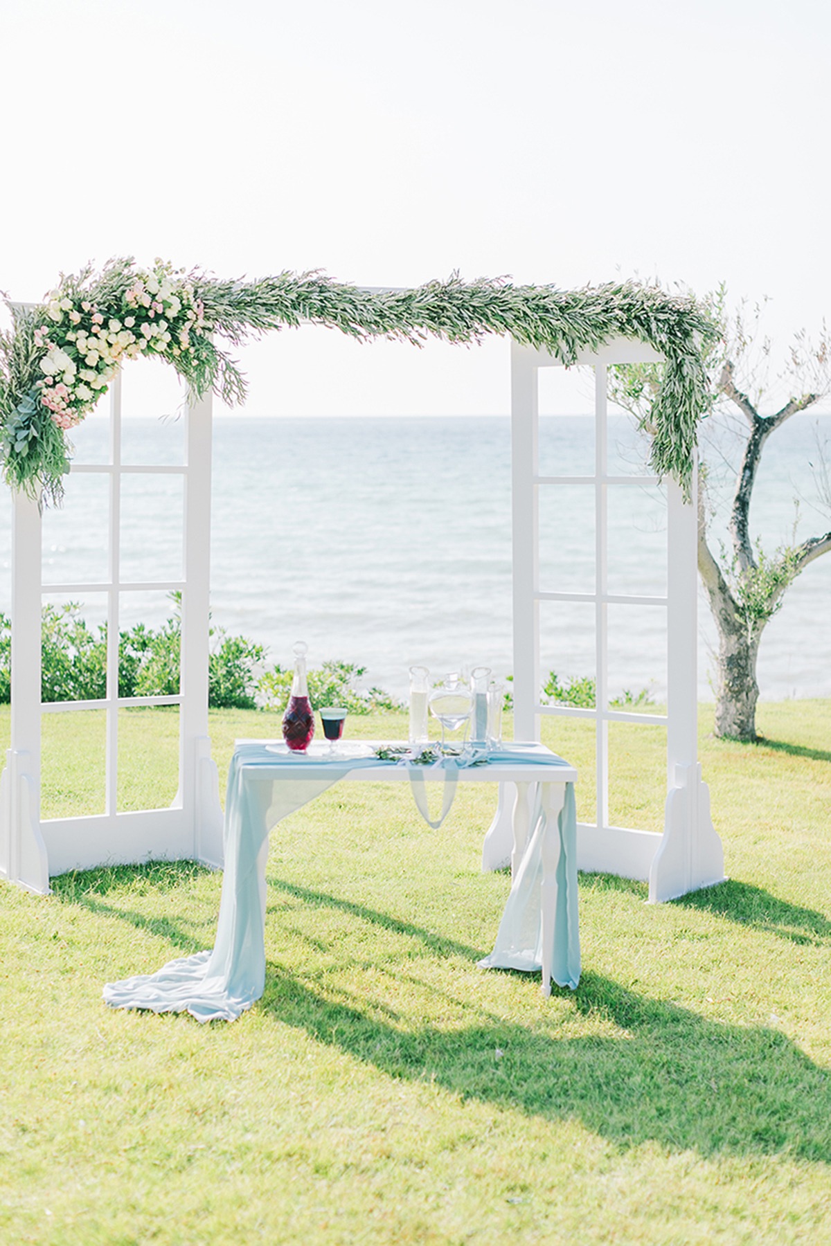elegant-romantic-sea-wedding-pale-blue-g