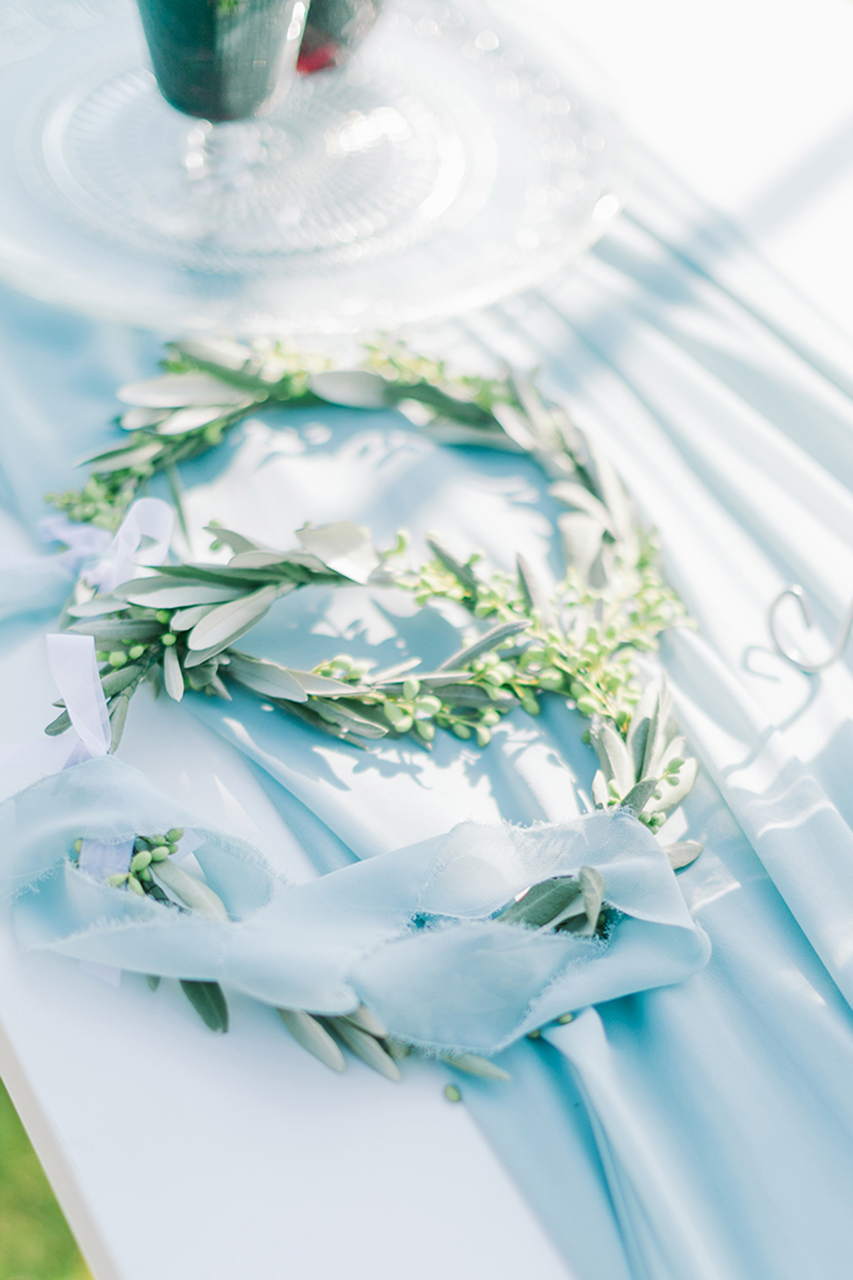 elegant-romantic-sea-wedding-pale-blue-g