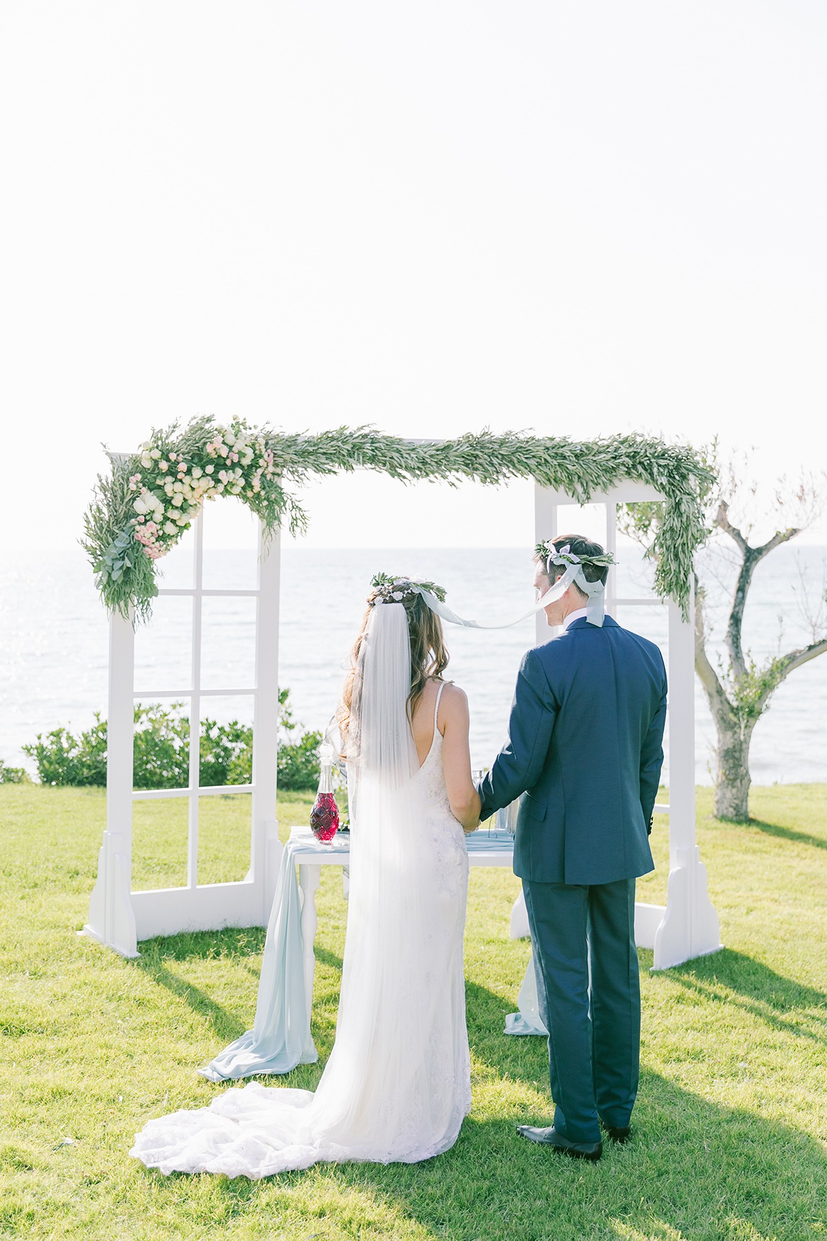 elegant-romantic-sea-wedding-pale-blue-g