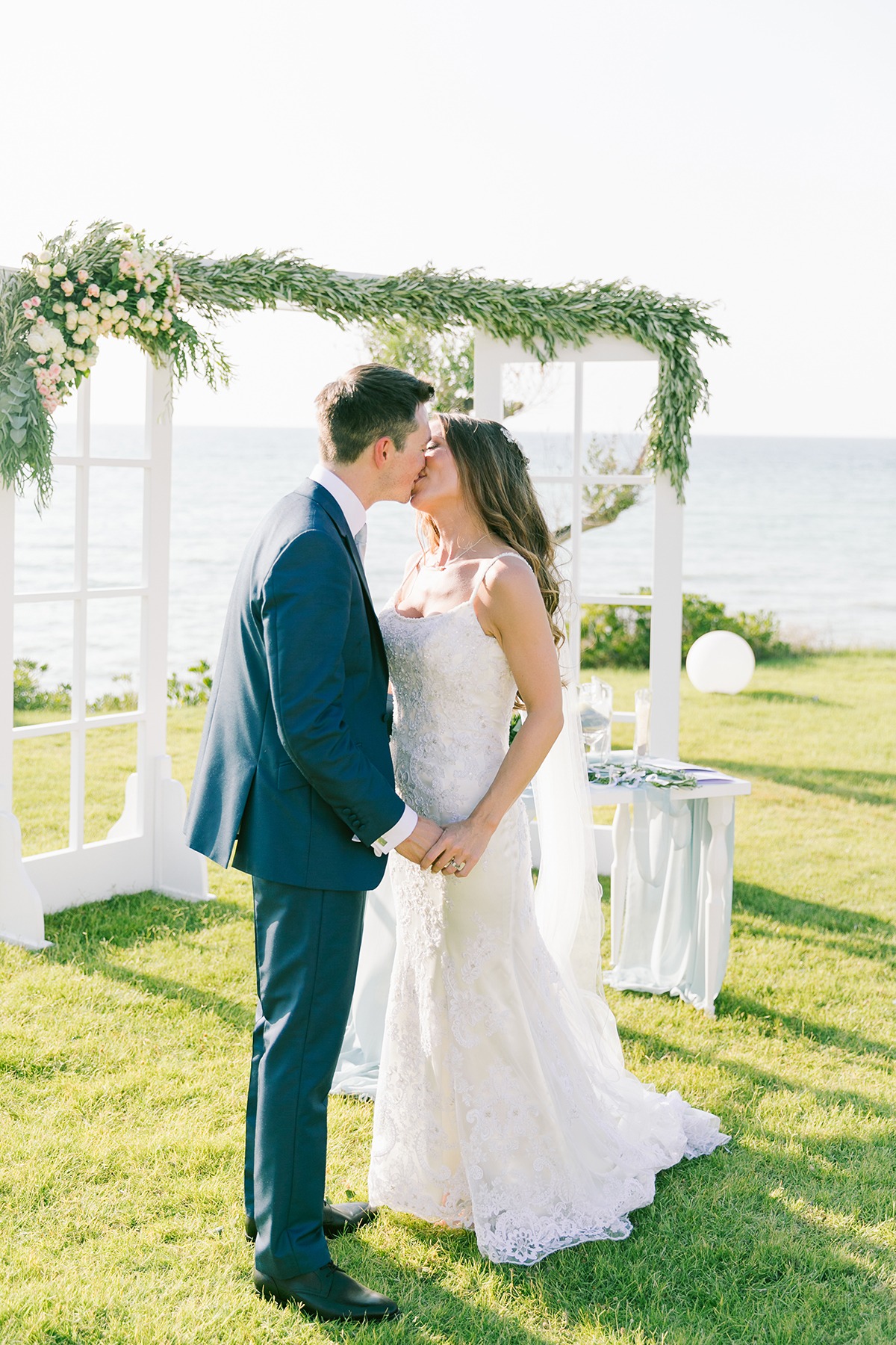 elegant-romantic-sea-wedding-pale-blue-g