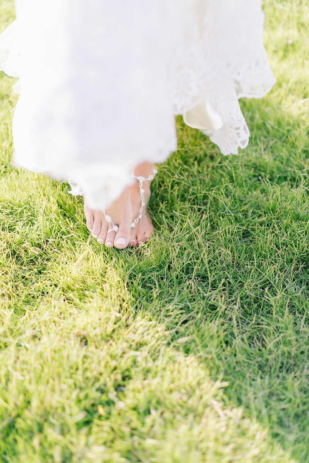 elegant-romantic-sea-wedding-pale-blue-g