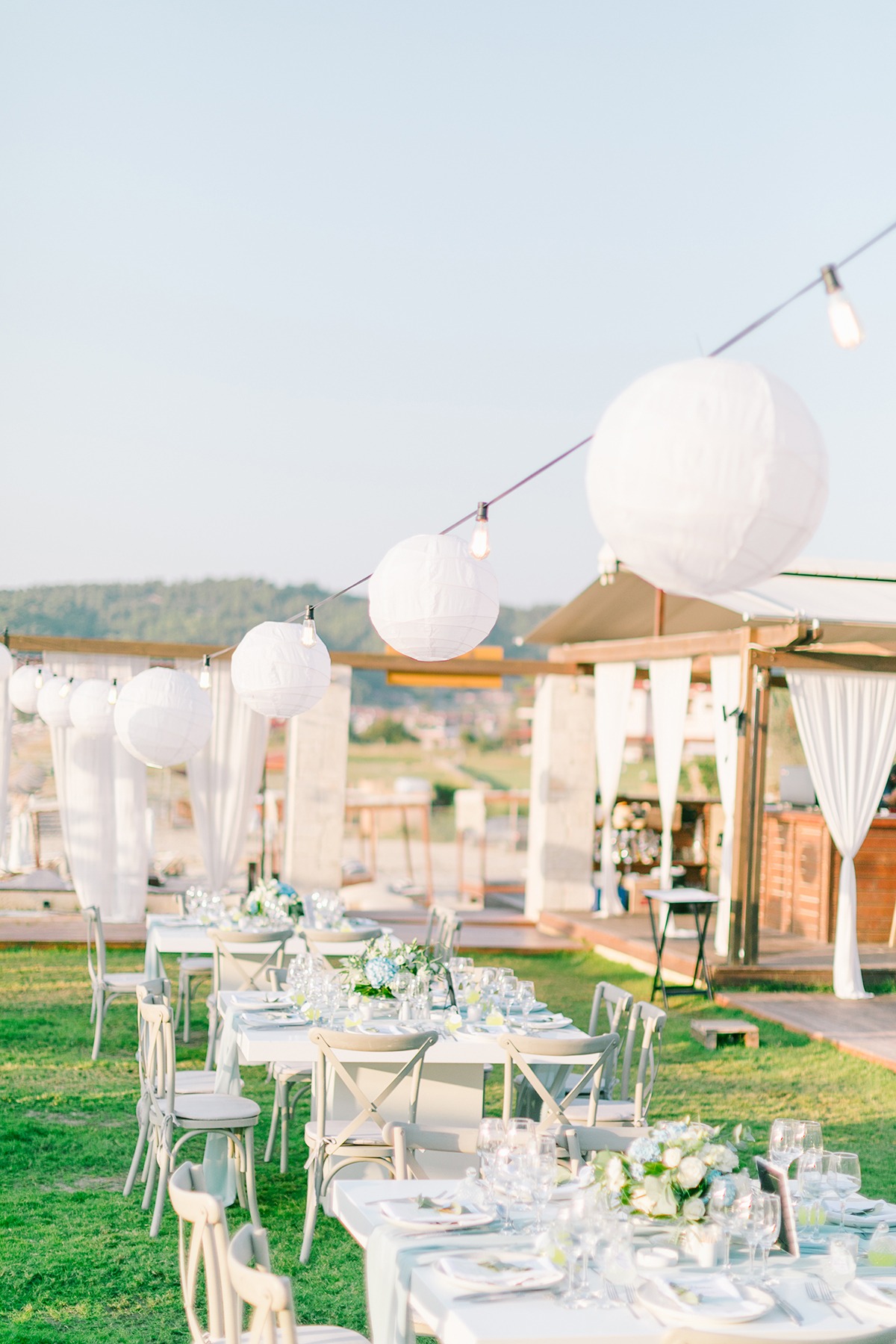 elegant-romantic-sea-wedding-pale-blue-g