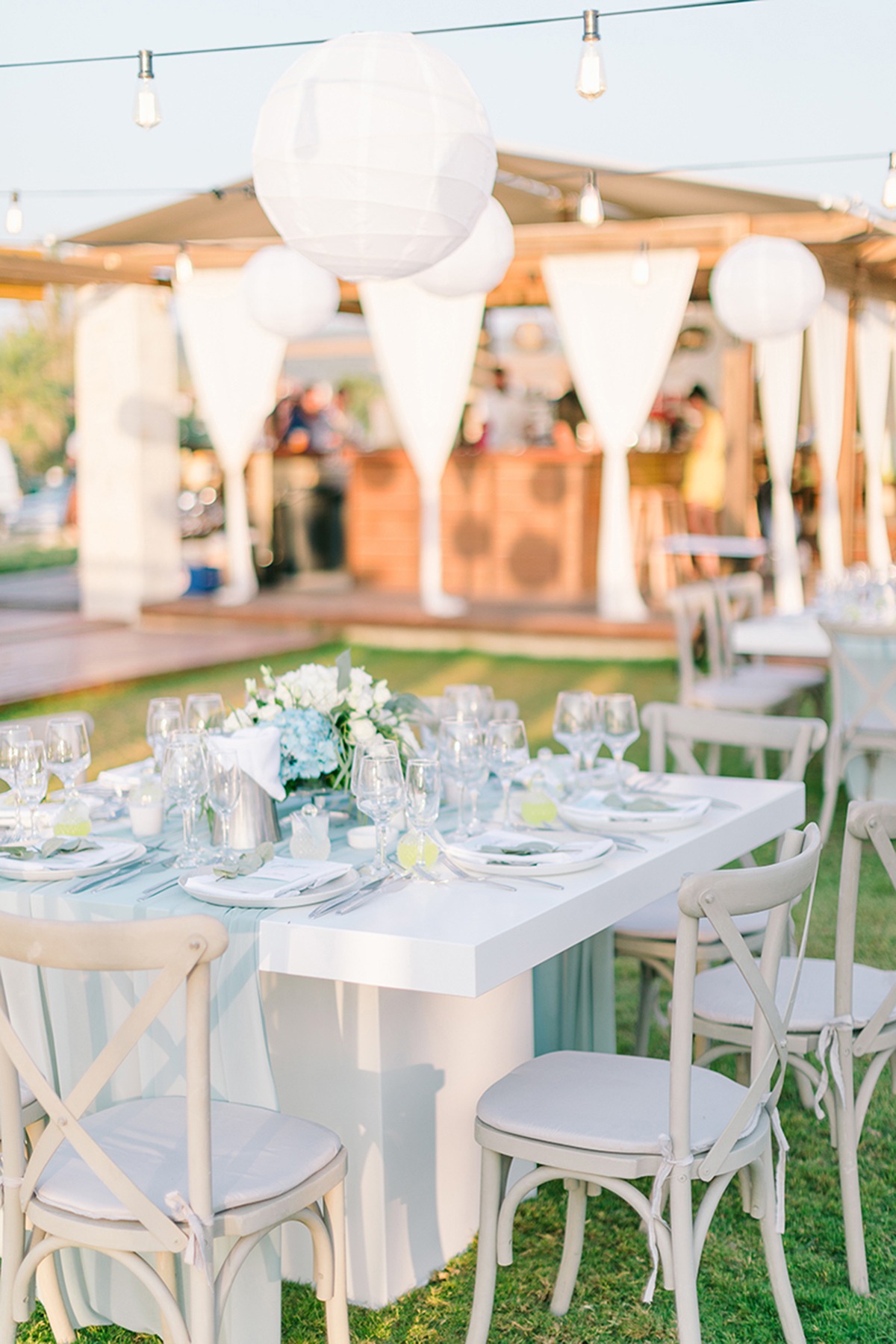 elegant-romantic-sea-wedding-pale-blue-g