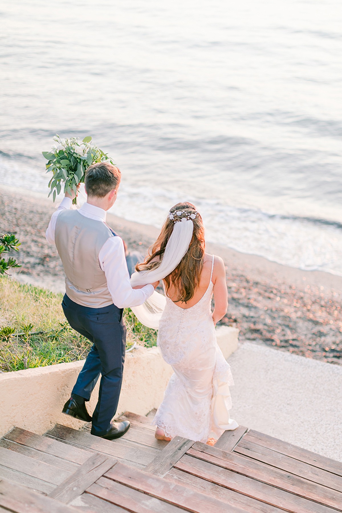 elegant-romantic-sea-wedding-pale-blue-g