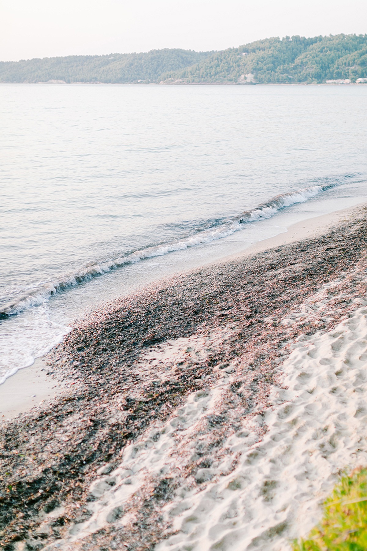 elegant-romantic-sea-wedding-pale-blue-g