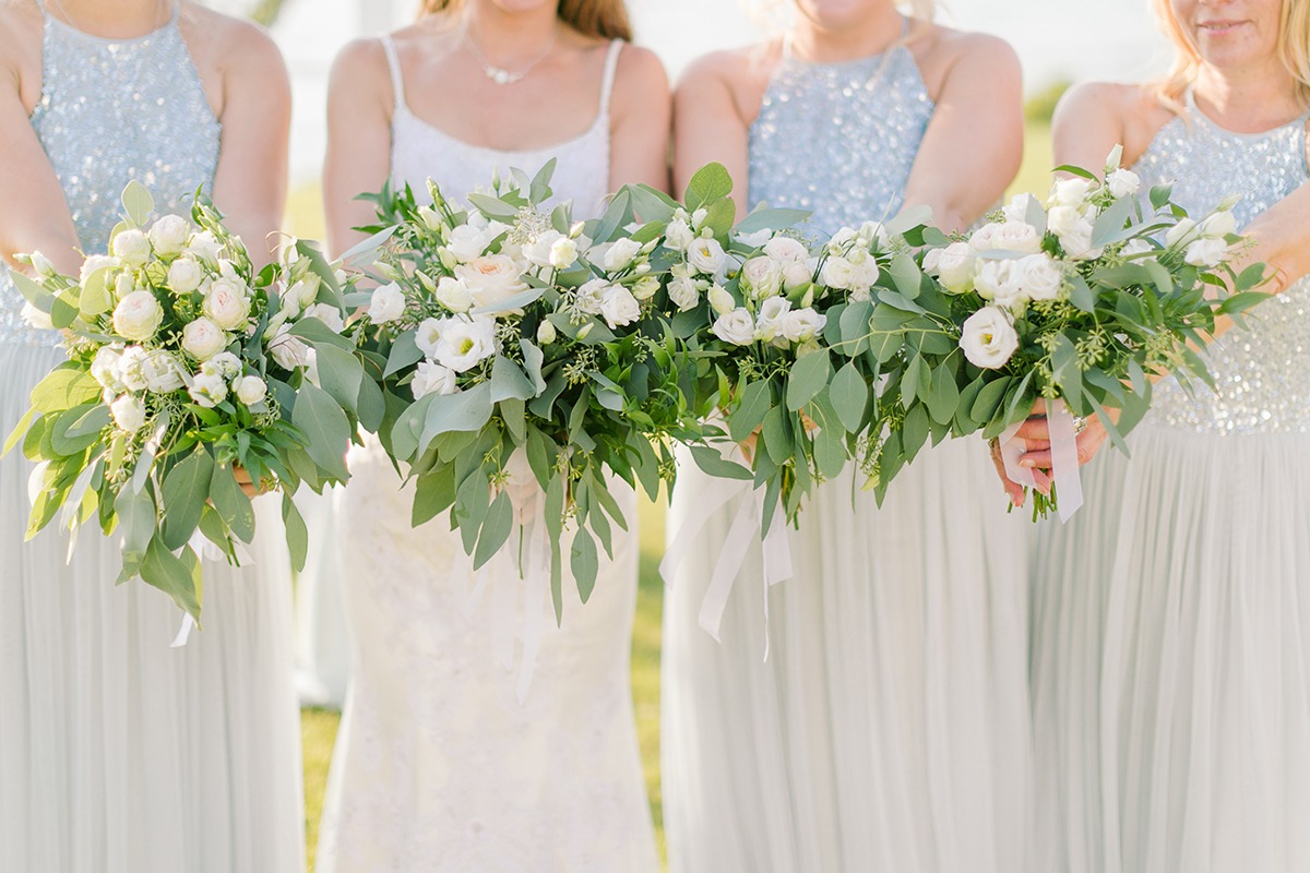 White and greenery bridesmaid bouquets