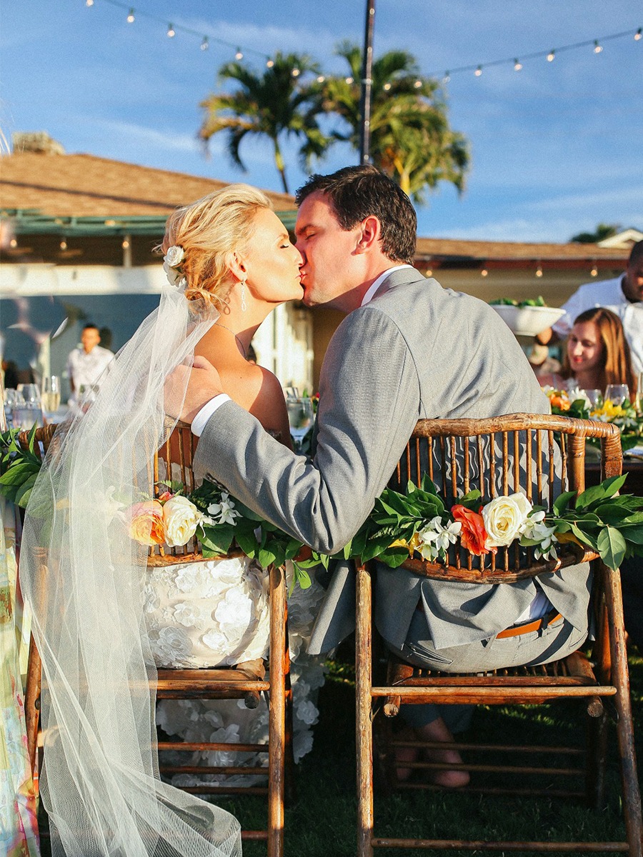 How To Have the Perfect Backyard Wedding in Hawaii