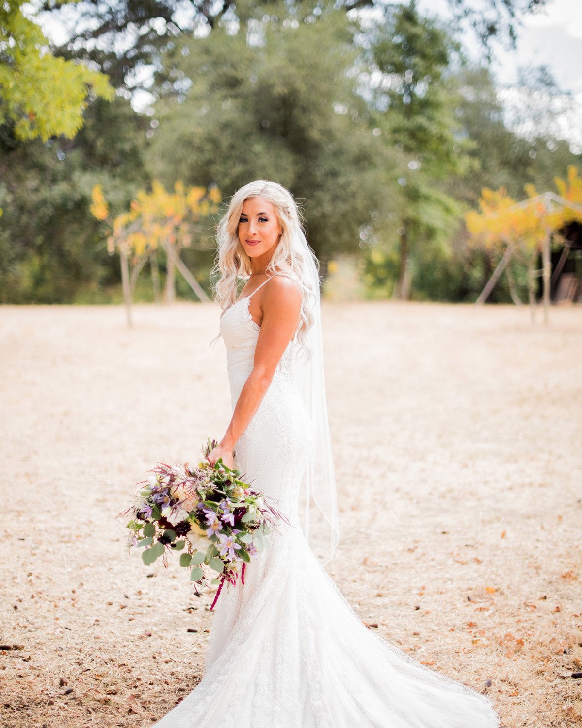 beautiful bride with beachy waves
