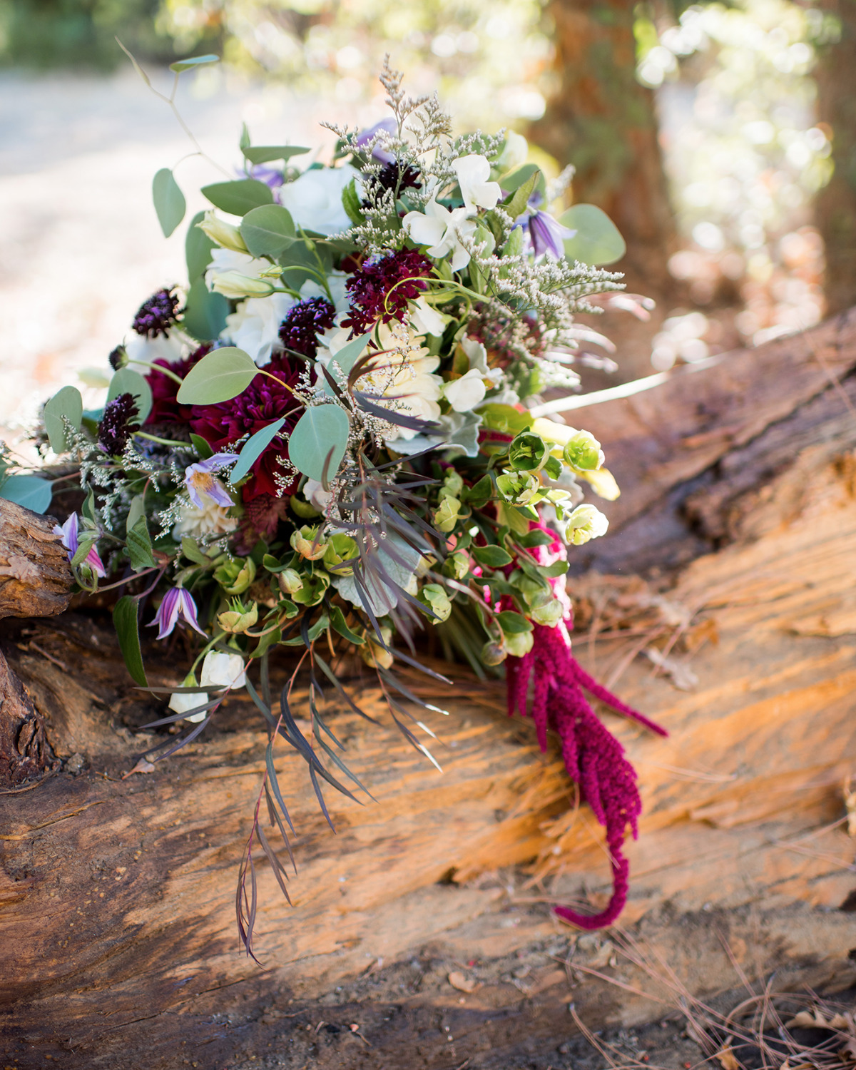 wedding bouquet for a rustic fall wedding