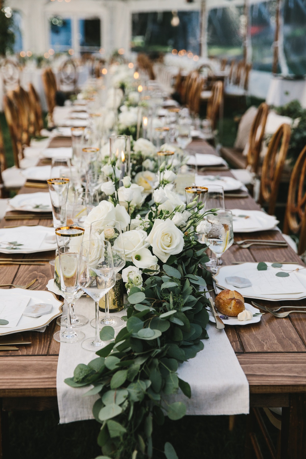 white and greenery floral table garland