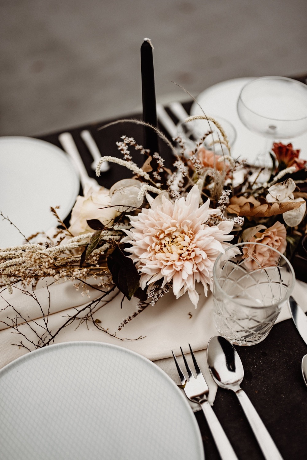 minimal-winter-inspirations-kira-stein-f