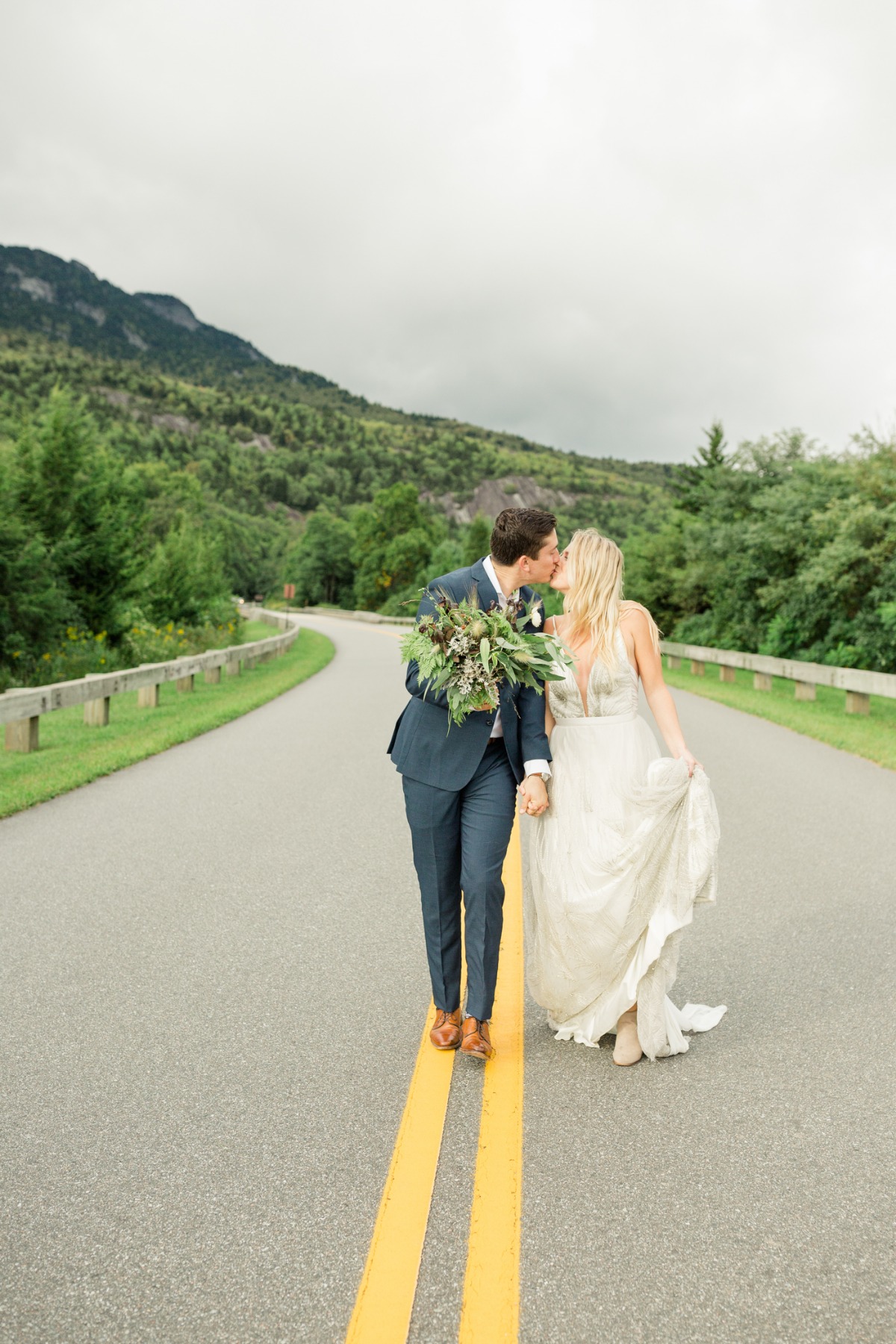 simple-mountain-elopement-christa-norman