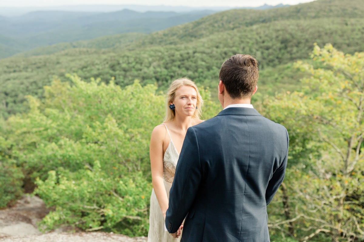 simple-mountain-elopement-christa-norman