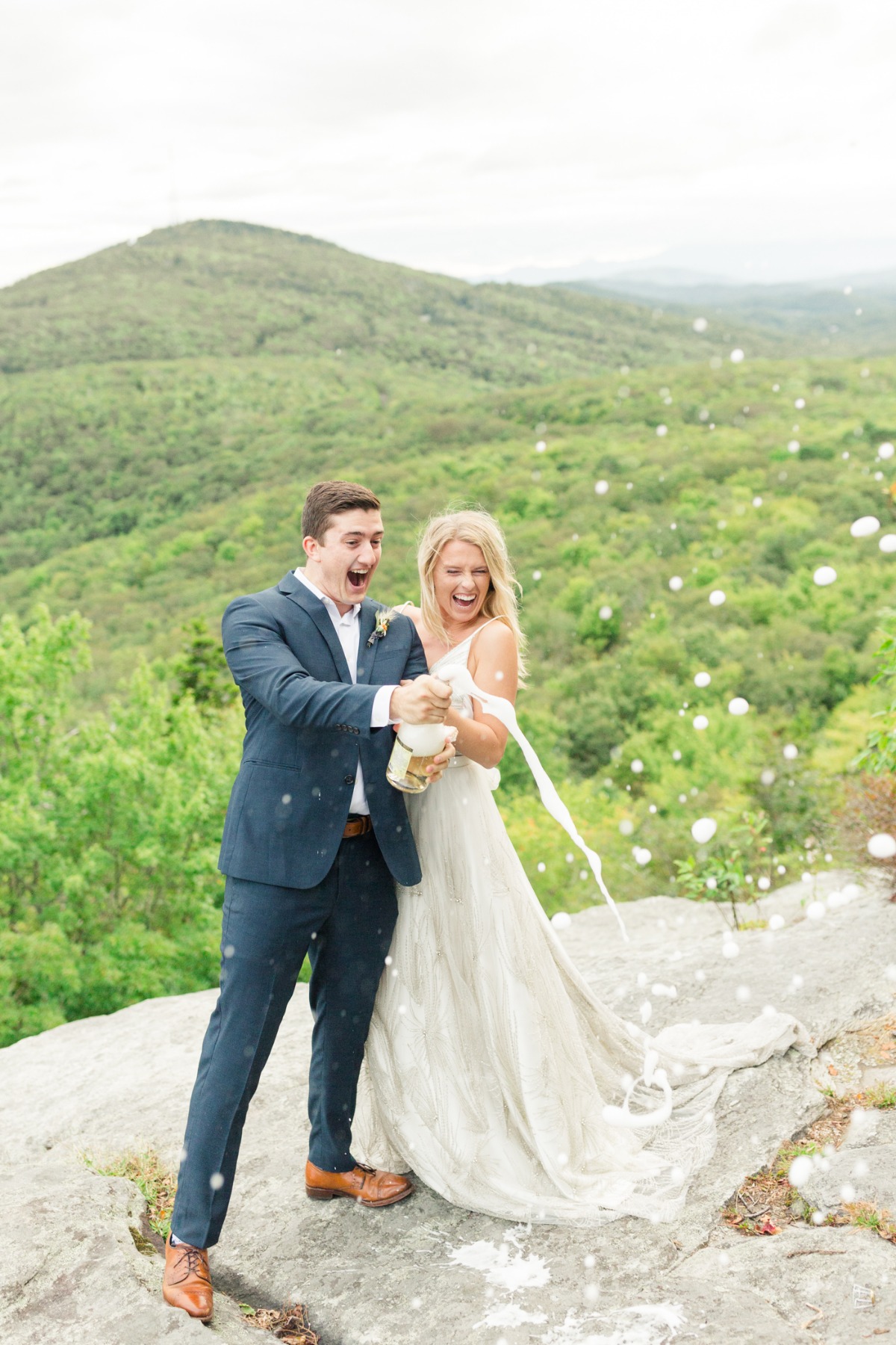 simple-mountain-elopement-christa-norman