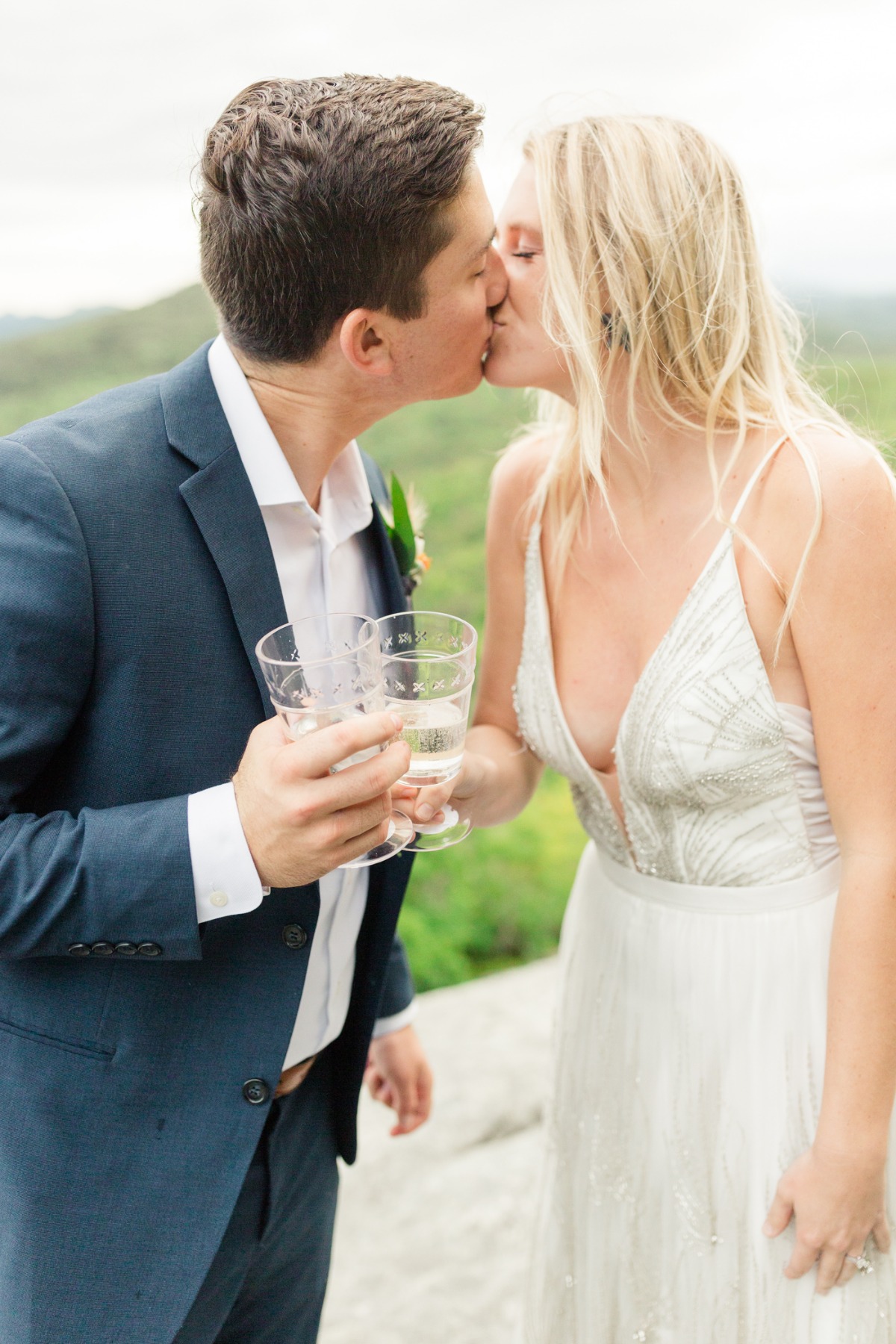 simple-mountain-elopement-christa-norman